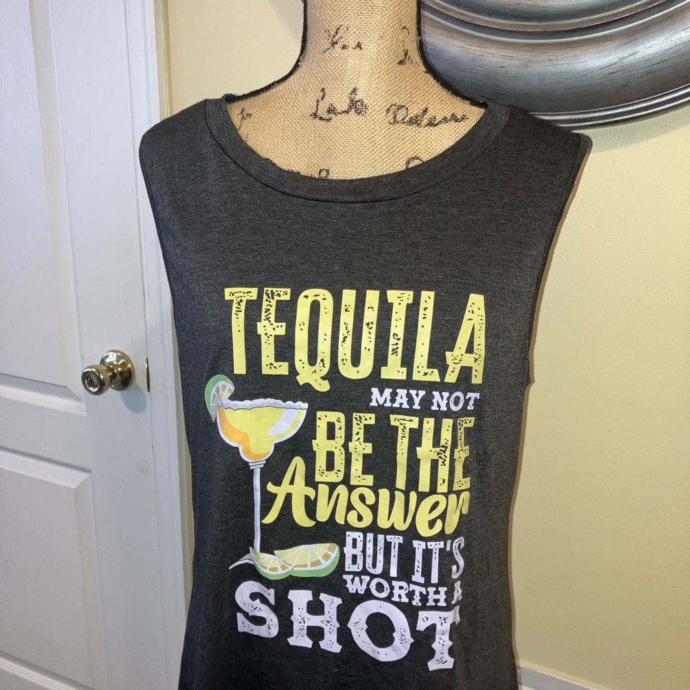 SHEIN Charcoal Graphic Muscle Tee